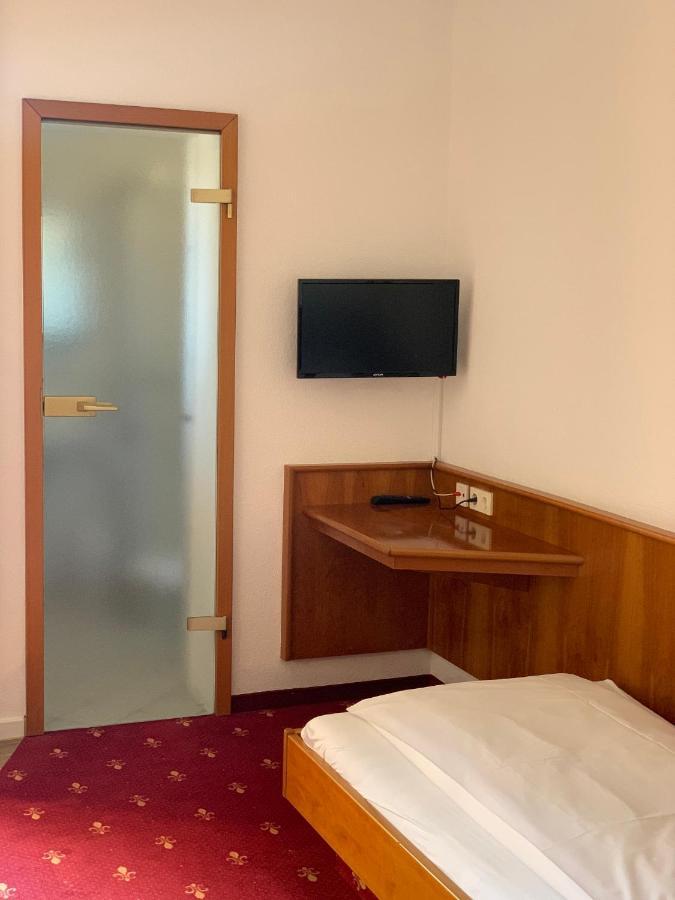 Hotel Erlenbacher Hof Bad Homburg vor der Hoehe Exterior photo